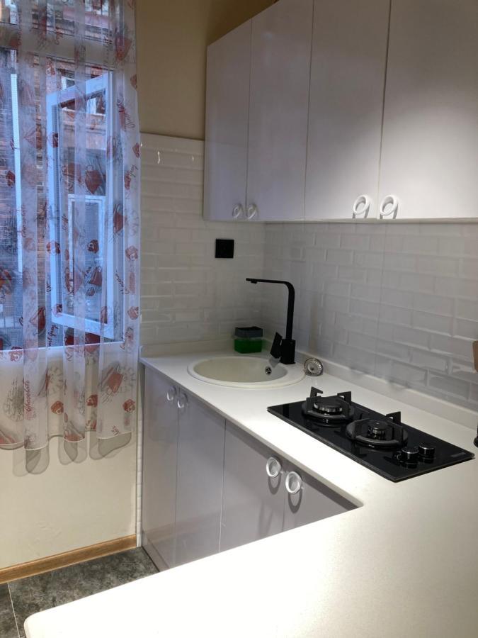 Apartment Kostava 10 Батуми Экстерьер фото